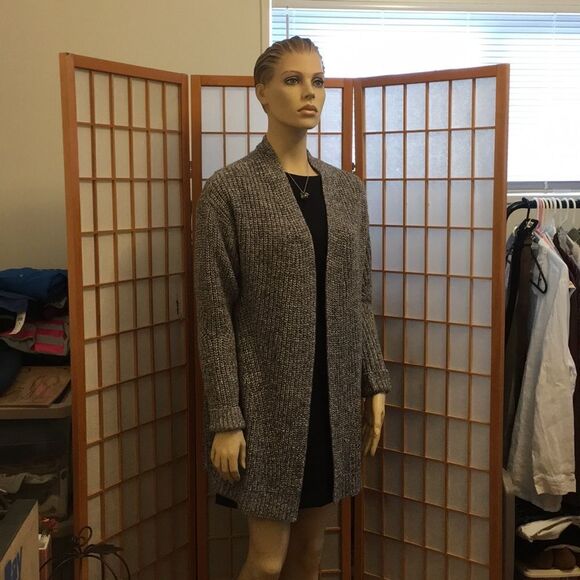 Banana Republic Long Knit Cardigan - Picture 2 of 8